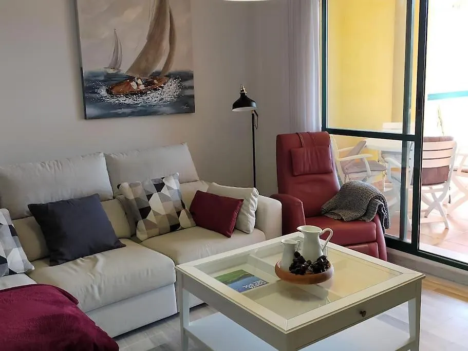 Apartamento De Lujo En Primera Linea De Playa トレモリノス スペイン