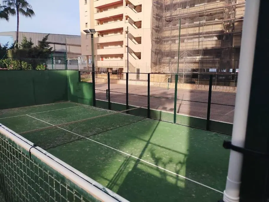 Apartamento De Lujo En Primera Linea De Playa トレモリノス 0*,